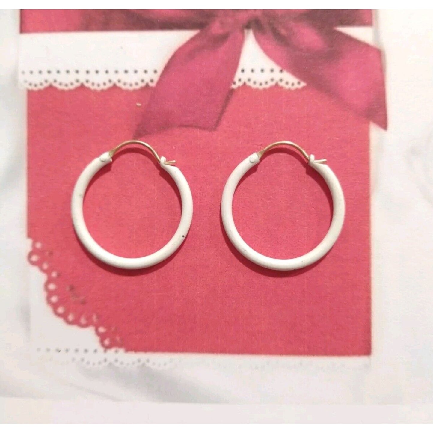 Vintage White & Gold Tone Hoop Earrings Small Lightweight