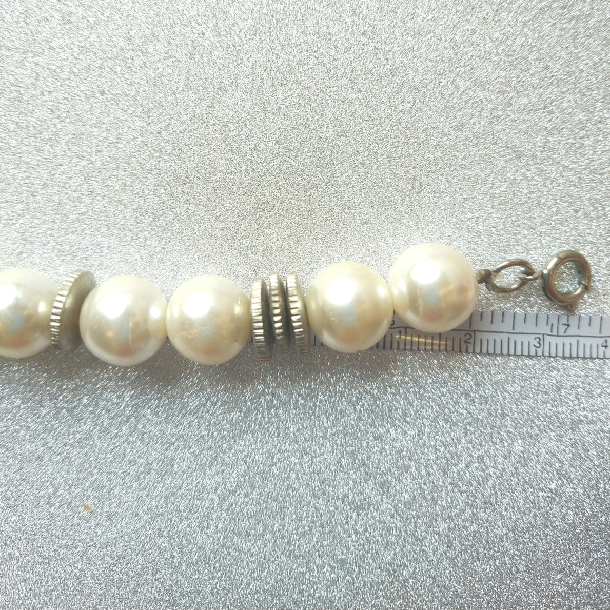 Vintage Faux Pearls & Silver Tone Graduated Beads Crystal Women's Statement Necklace