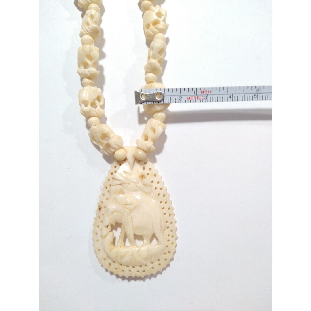 Vintage MCM Hand Carved Elephants Necklace Pendant Resin Handmade