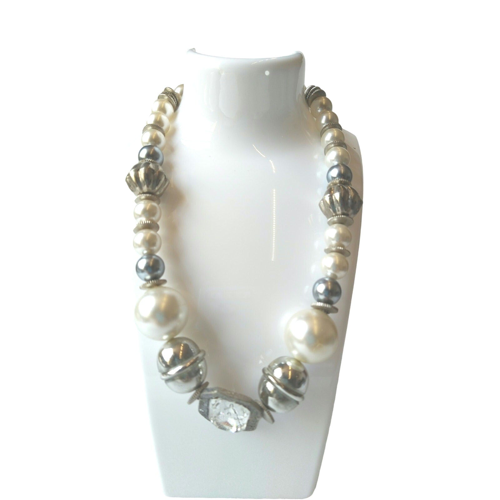 Vintage Faux Pearls & Silver Tone Graduated Beads Crystal Women's Statement Necklace