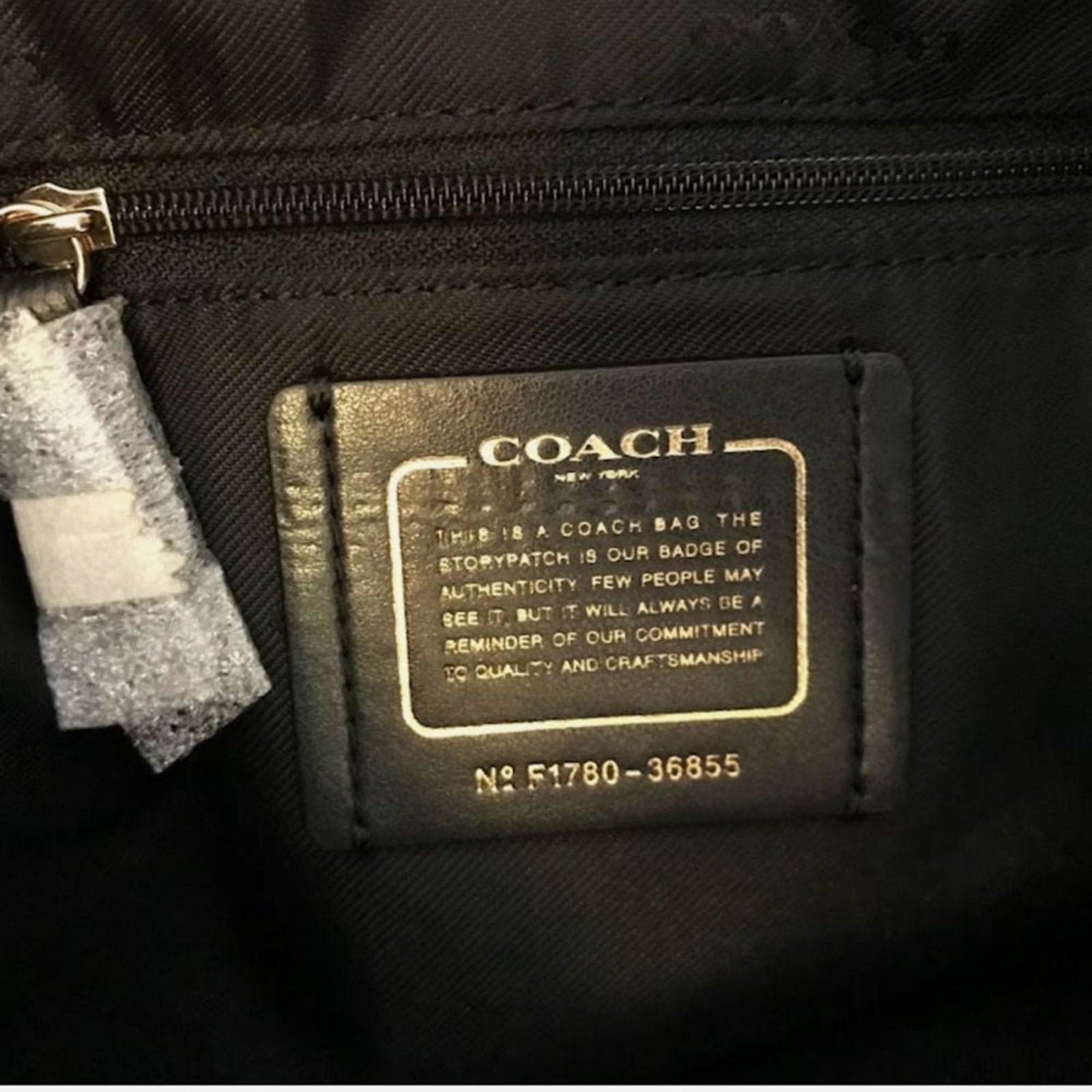 NWOT Coach Turnlock Edie Pebble Leather Shoulder Bag Beachwood Black Gold 36855