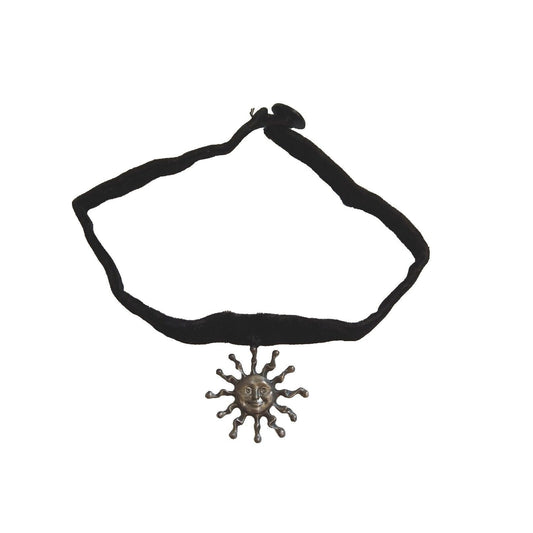 Antique Chocker Necklace Gothic Style Silver Tone Sun Pendan Black Velvet