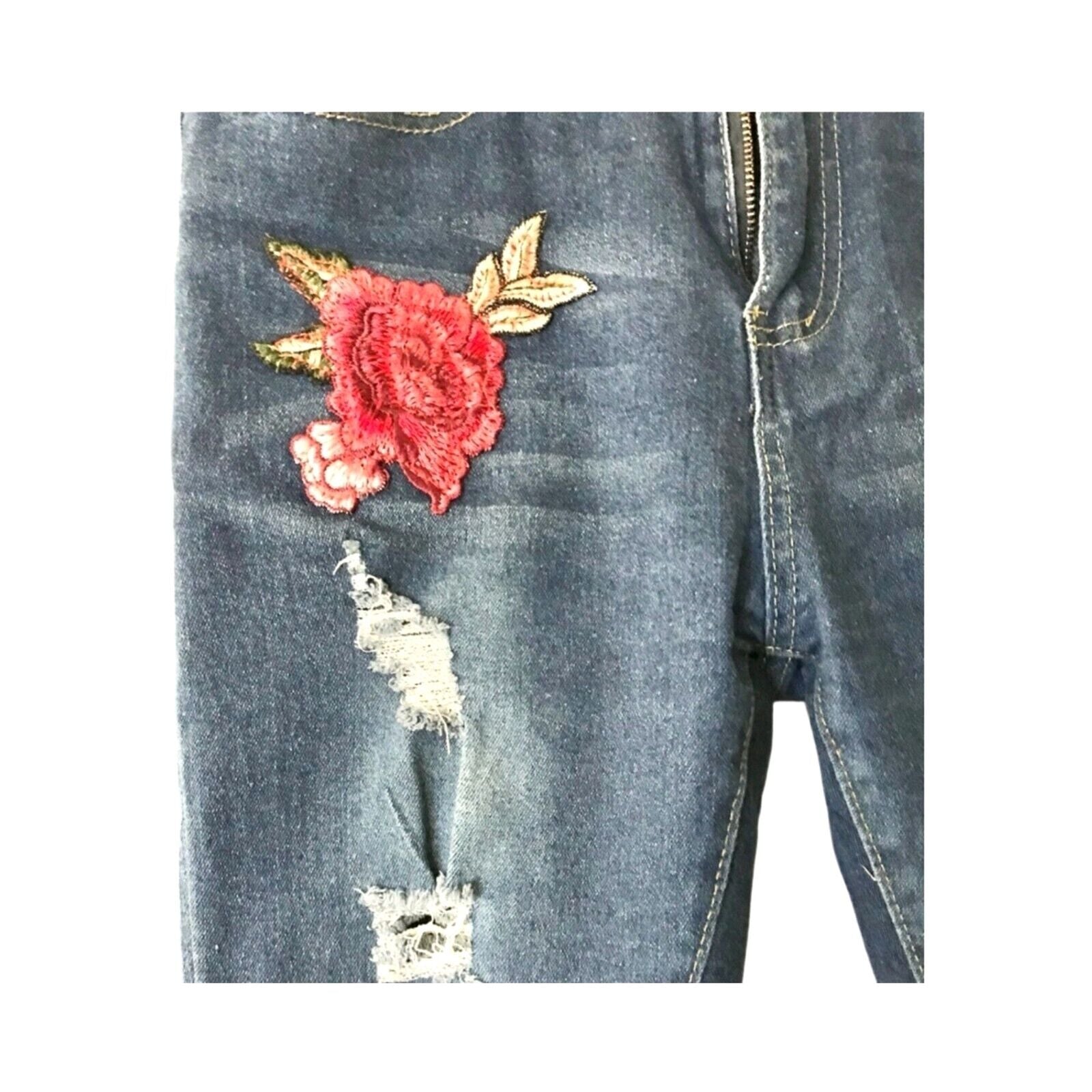 Women’s Blue Jeans Pants Bottoms Skinny with 2 Red Roses Embroidery Size M
