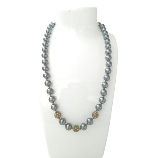 Vintage Faux Grey Pearl Gold Tone Beaded Necklace
