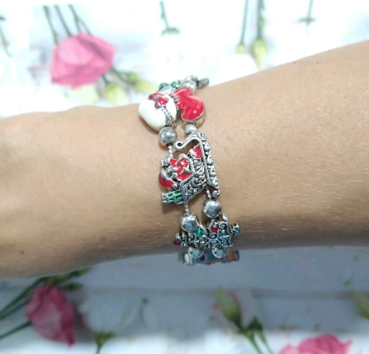 Vtg Enamel Christmas Slide Charm Bracelet Snowman Reindeer Wreath Silver Tone