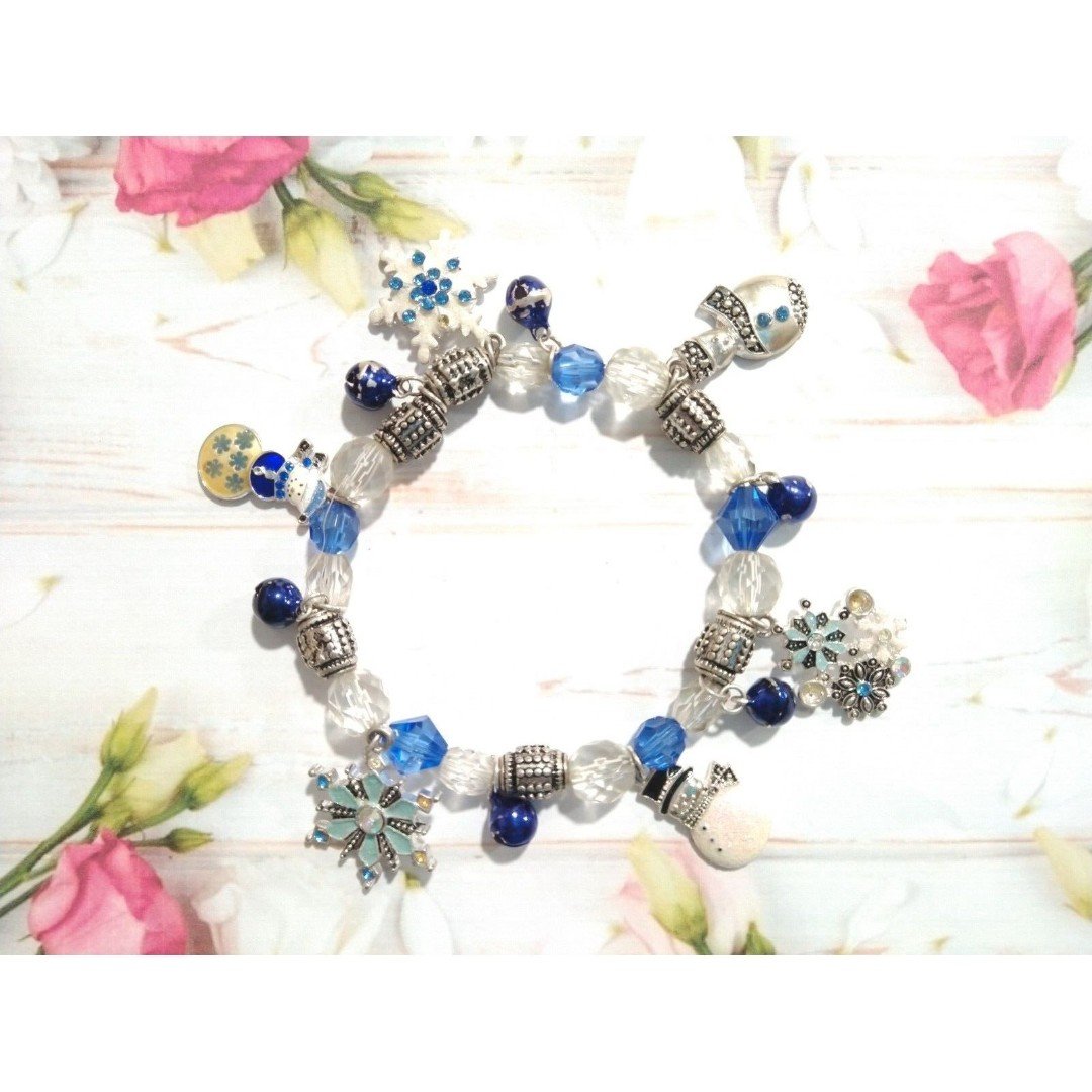 Kenneth Cole Snowflake Blue Winter Charm Beaded Bracelet Stretch