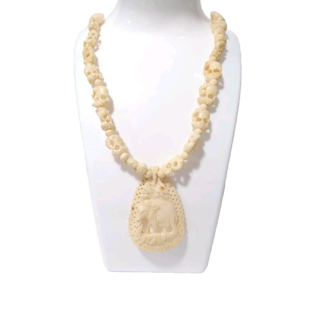 Vintage MCM Hand Carved Elephants Necklace Pendant Resin Handmade