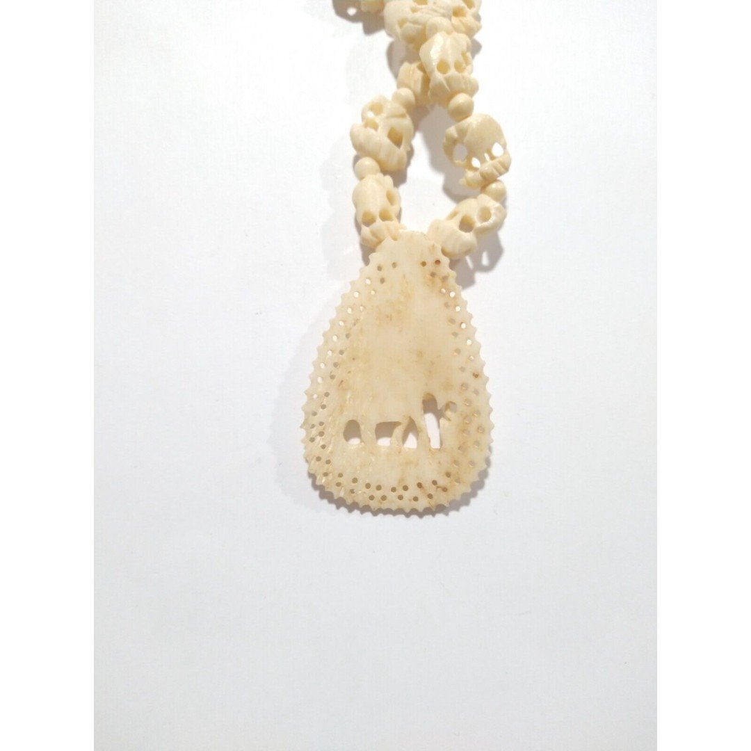 Vintage MCM Hand Carved Elephants Necklace Pendant Resin Handmade